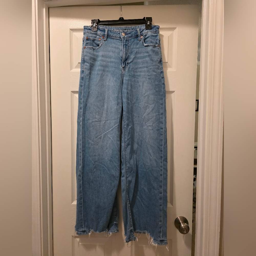 American Eagle Super High-Rise Baggy Wide Leg Jeans Size 6 Regular